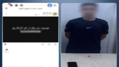 الطالب عقب ضبطه ومنشوره علي مواقع التواصل الإجتماعي